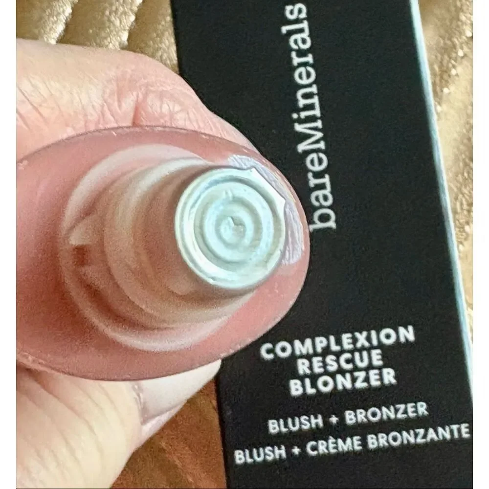 BARE MINERALS - NWT Complexion Rescue Bronzer, 0.5 fl. oz. In 
